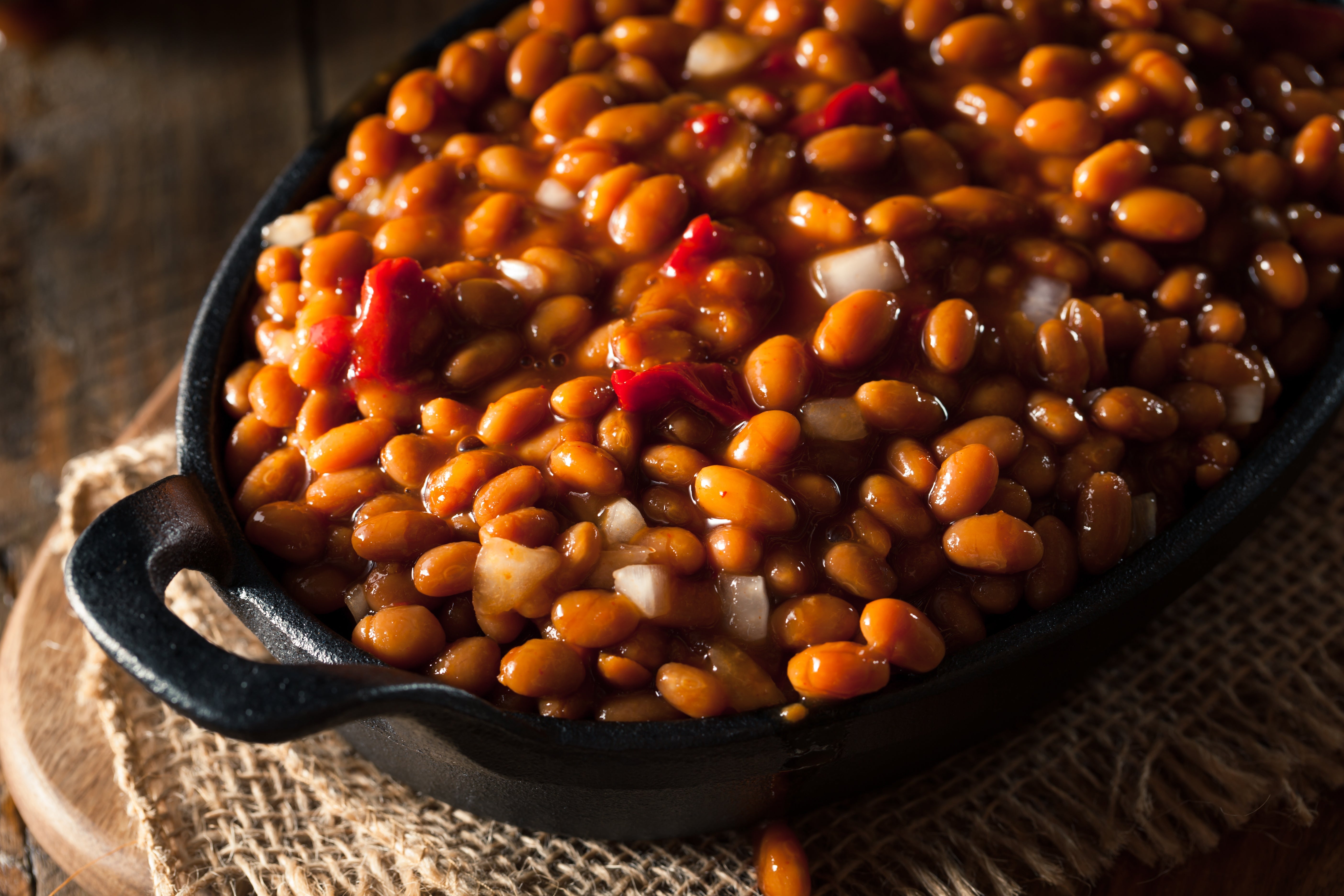 Hearty Chuckwagon Beans (Baked Beans with Ground Beef)