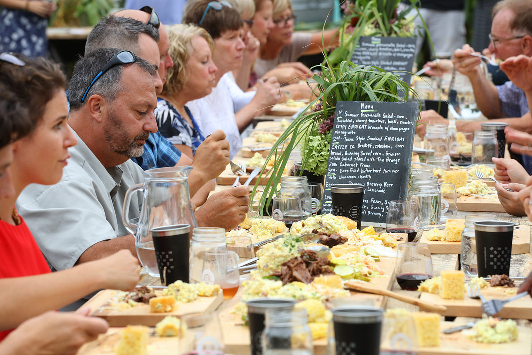 Enright Cattle Company hosts successful second annual Crop Circle Dinner